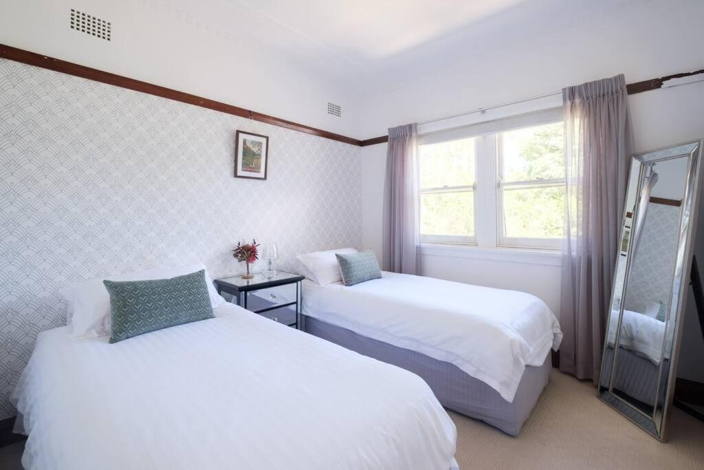 Falls Road Styled Art Deco Sleeps 6 Town Centre Katoomba Εξωτερικό φωτογραφία